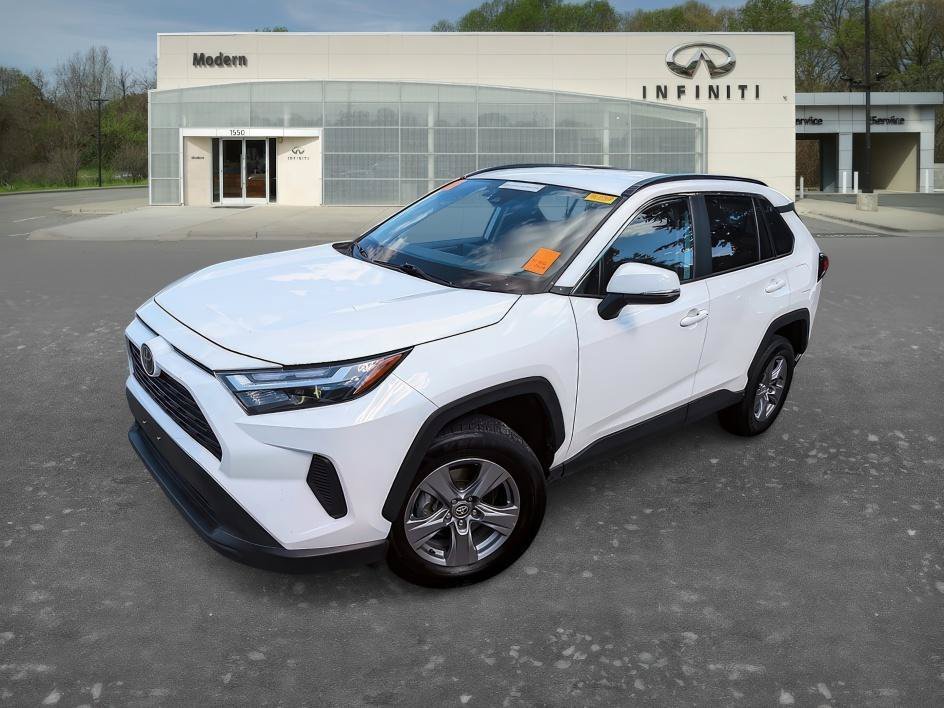 Used 2024 Ice Toyota XLE image 1