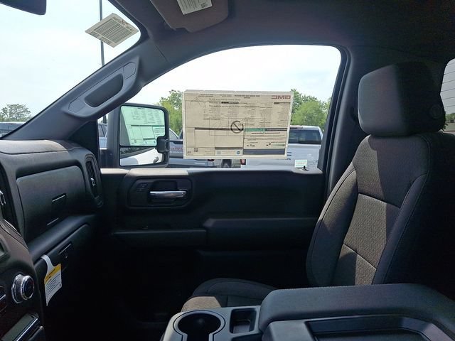 2026 GMC Sierra 2500HD Pro - Photo 10
