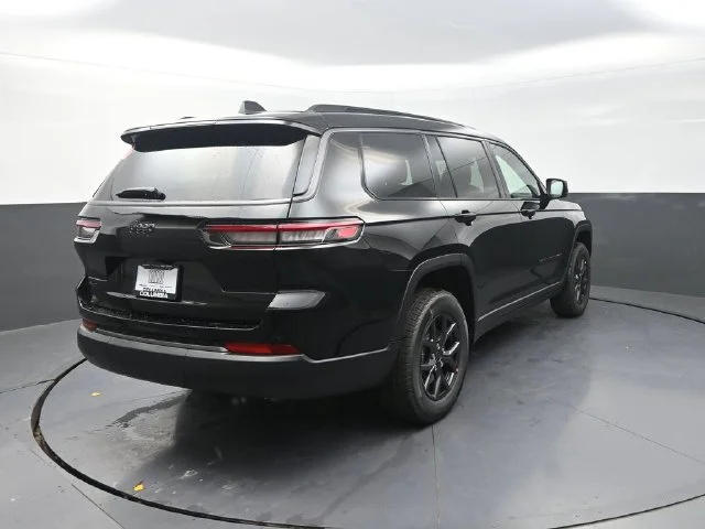 New 2027 High-Gloss Black Paint Jeep Laredo Altitude image 8
