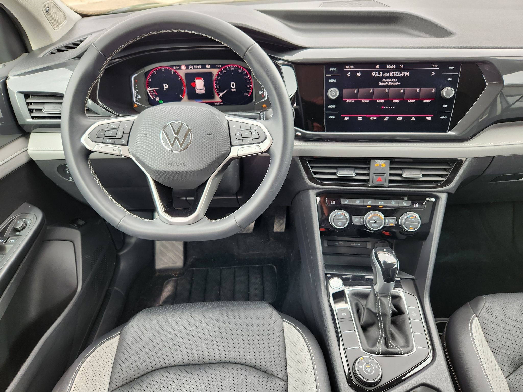 Used 2022 Pure Gray Volkswagen SEL image 31
