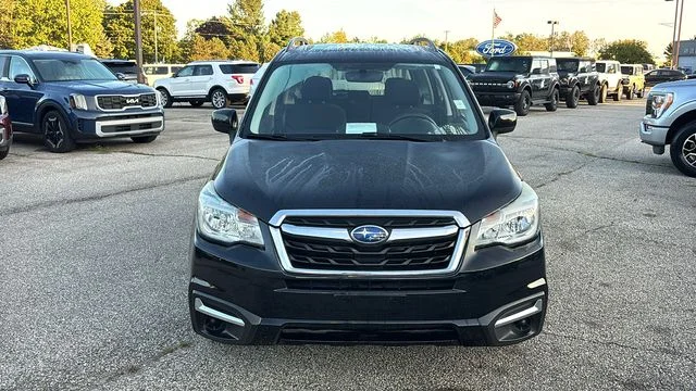 Used 2017 Black Subaru 2.5i Premium image 6
