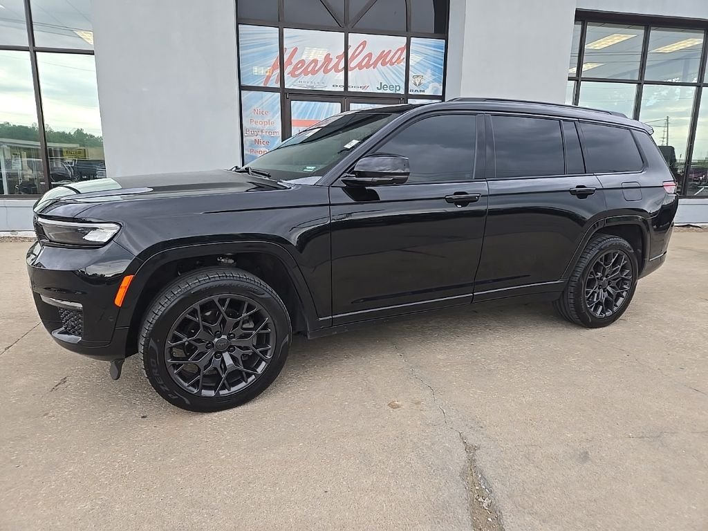 Used 2024 Black Jeep Summit image 5