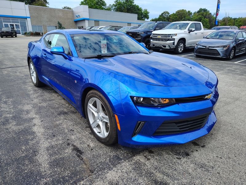 Used 2018 Blue Chevrolet 1LT image 3