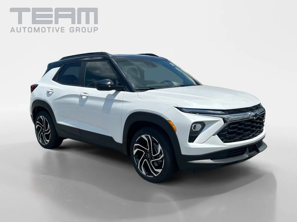 New 2026 Iridescent Pearl Tricoat Chevrolet RS image 1