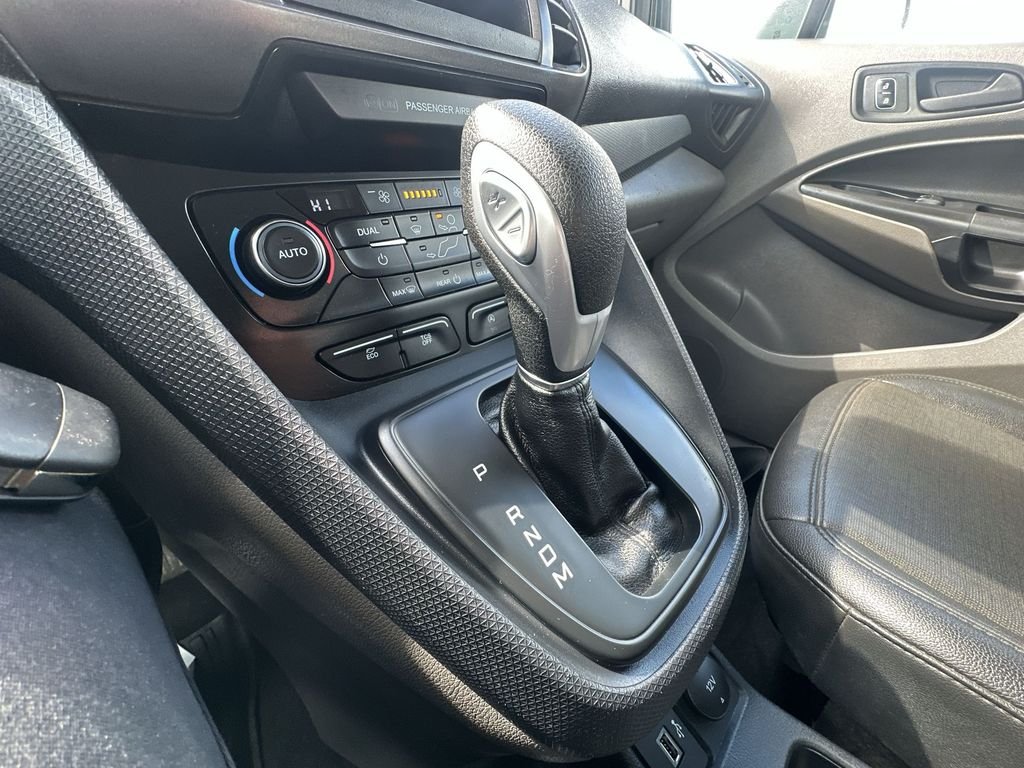 Used 2022 Black Ford XL image 25
