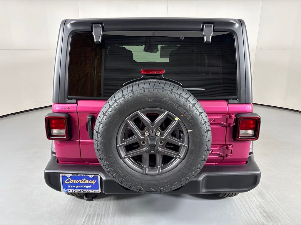 New 2026 Tuscadero Pearlcoat Jeep Sport S image 7