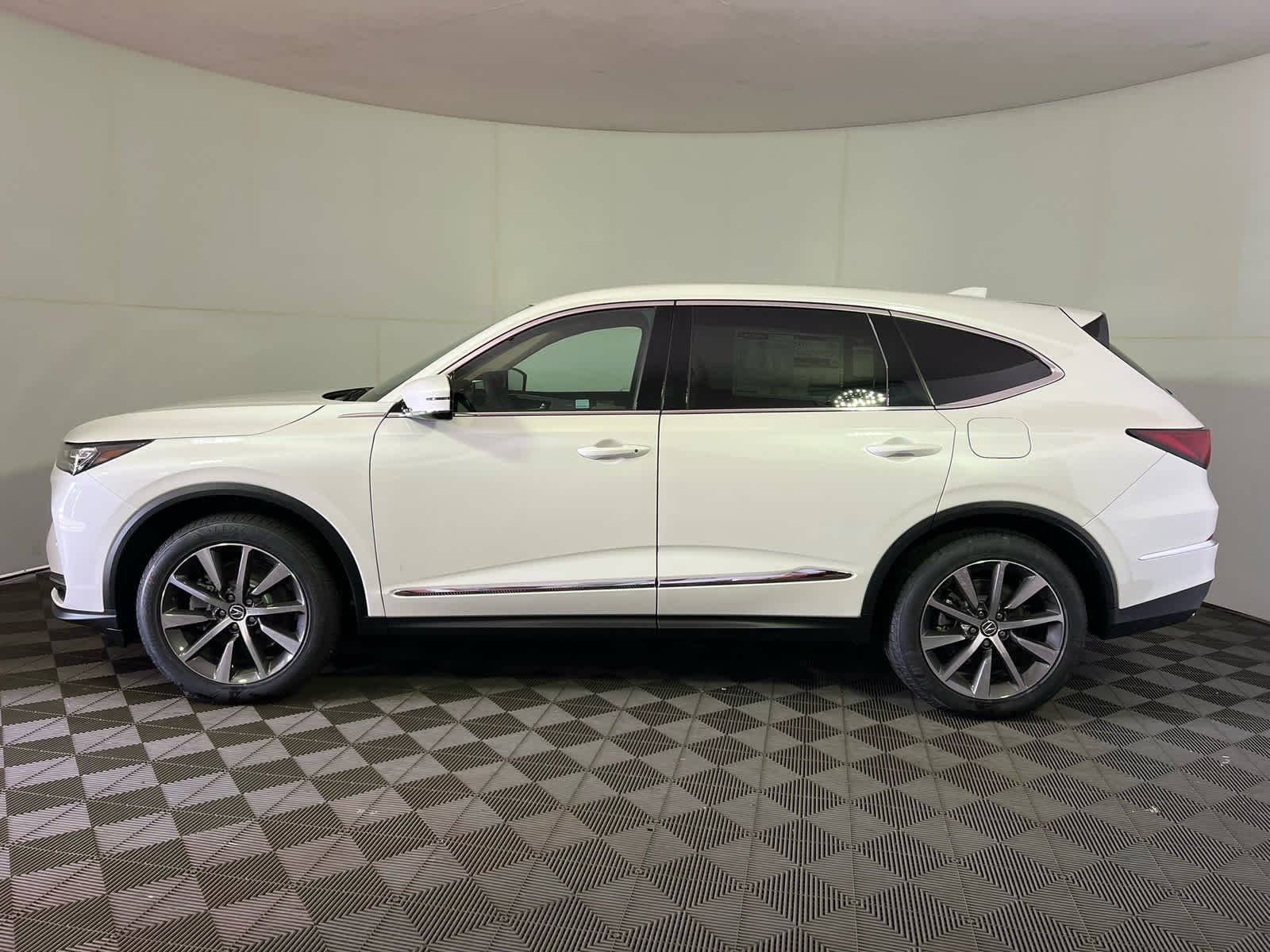 New 2026 Platinum White Pearl Acura w/Technology Package image 4