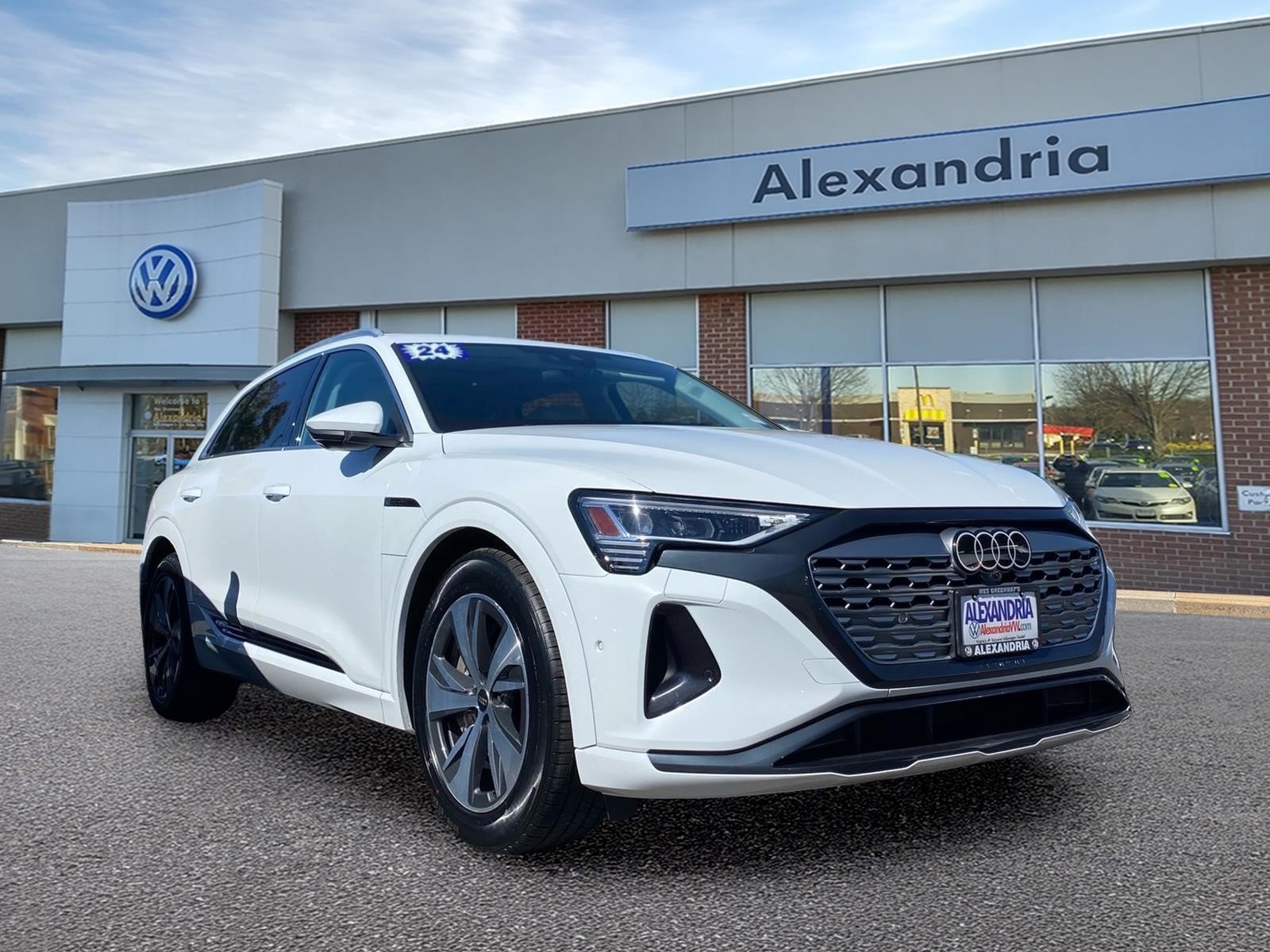 2024 Audi Q8 e-tron