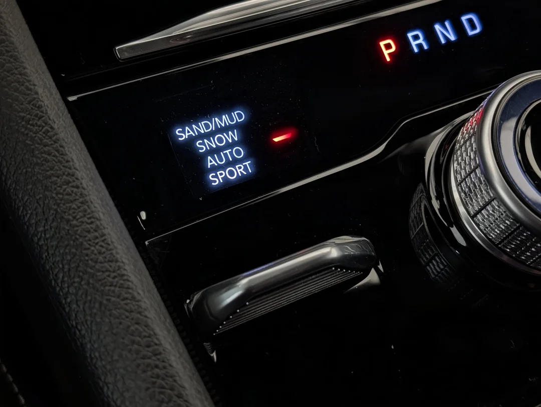 New 2026 Grey Jeep Altitude - - 20 Gloss Black Wheels - Capri Leatherette/Suede - Remote Start - Altitude Pkg & More! image 21