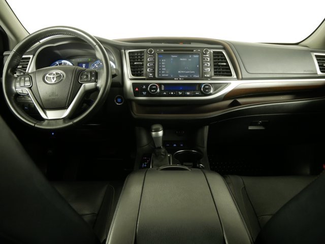 Used 2015 Creme Brulee Mica Toyota Limited image 20