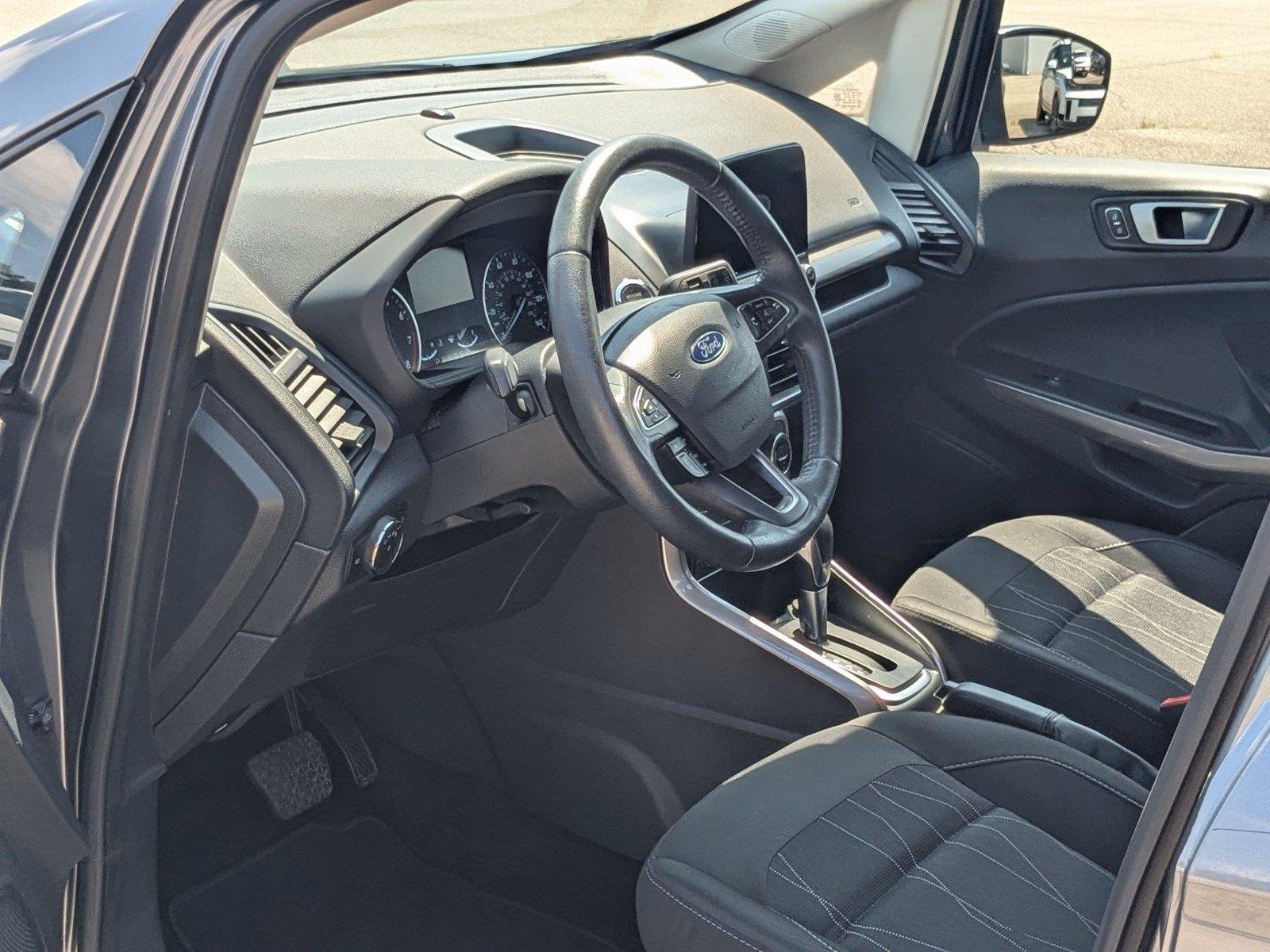 Used 2018 Smoke Metallic Ford SE image 2