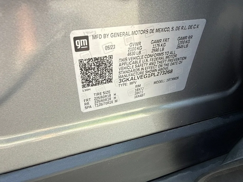 Used 2023 Sterling Metallic GMC SLT image 10