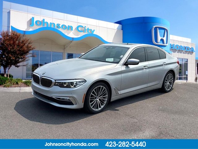 Pre-Owned 2017 BMW 5 series 530i xDrive