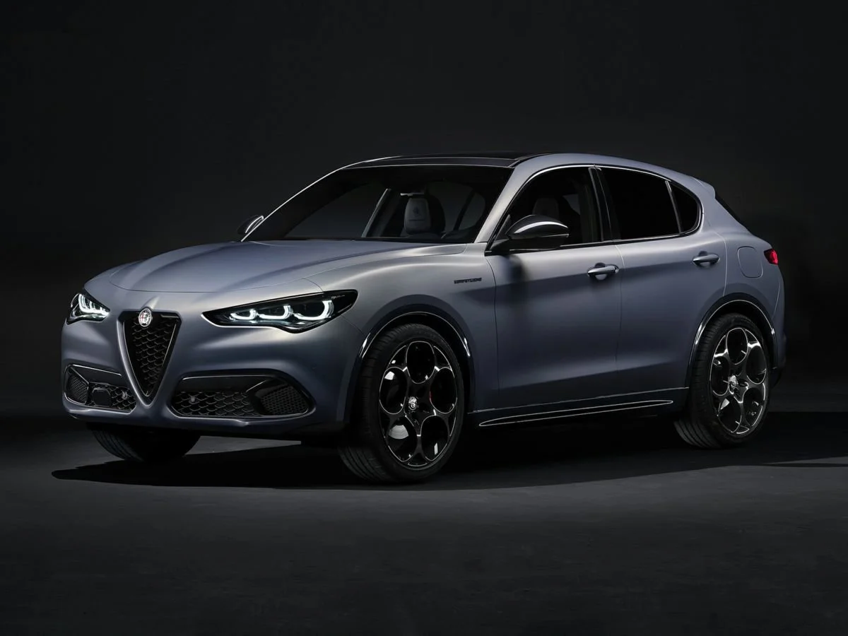 2024 Alfa Romeo Stelvio Veloce AWD's photo