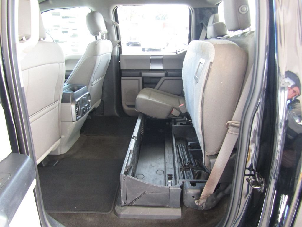 Used 2018 Black Ford XLT image 30