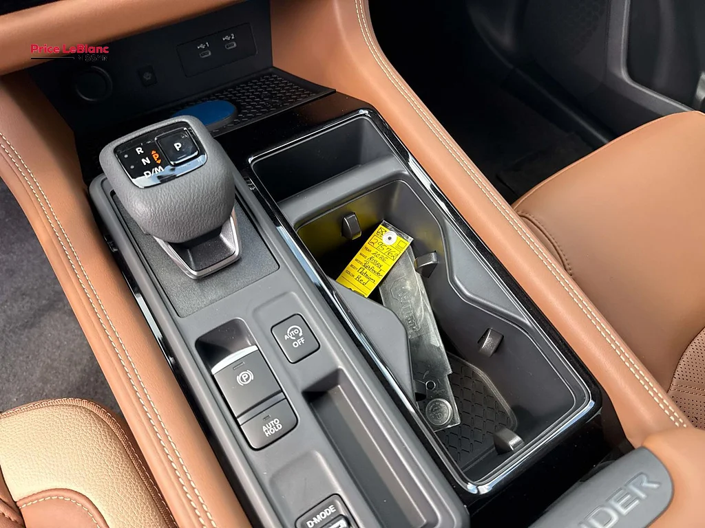 New 2026 Scarlet Ember Tintcoat Nissan Platinum image 18