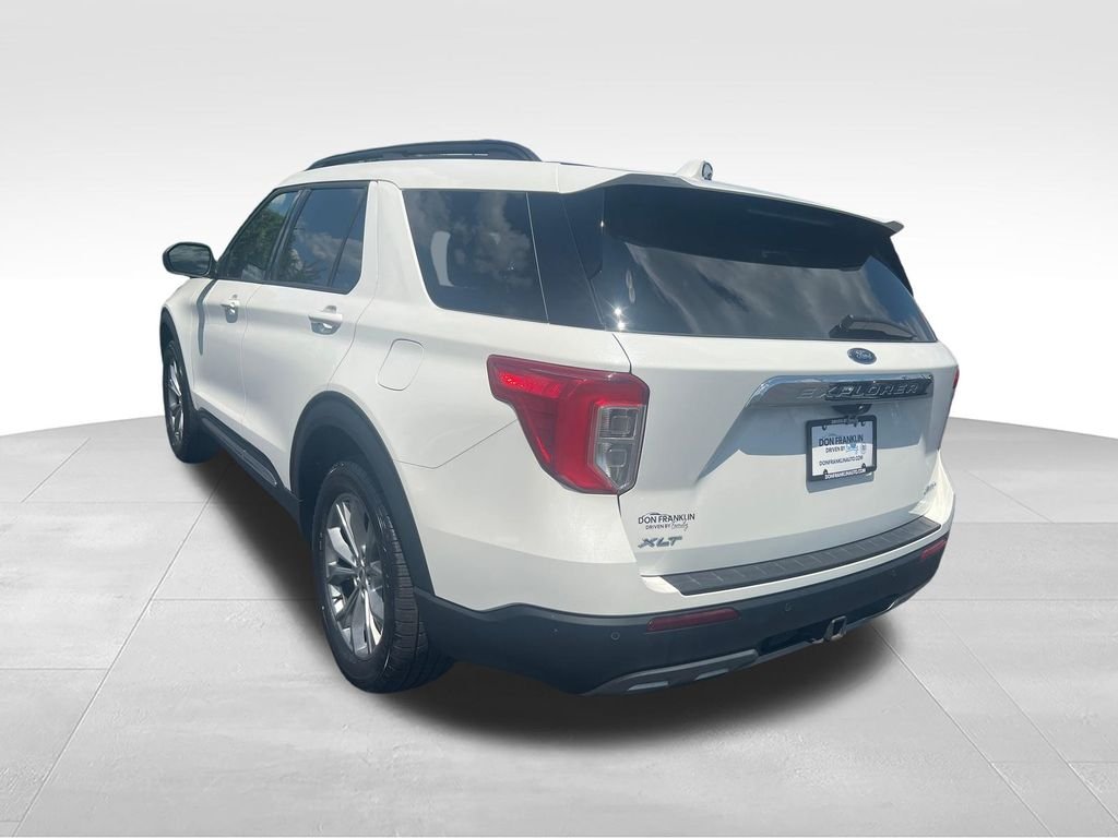 Used 2023 White Ford XLT image 3