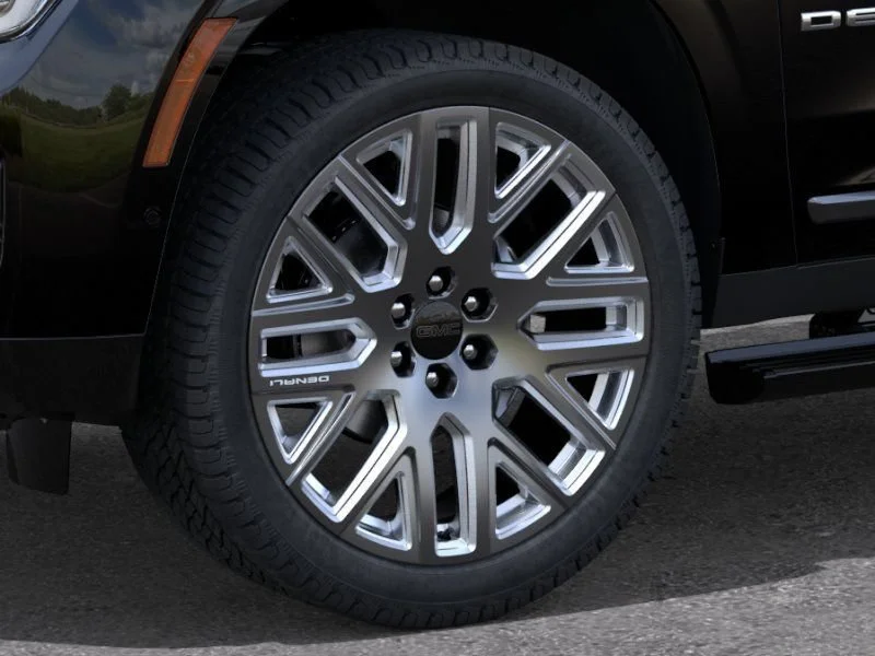 2026 GMC Yukon XL Denali Ultimate - Photo 9