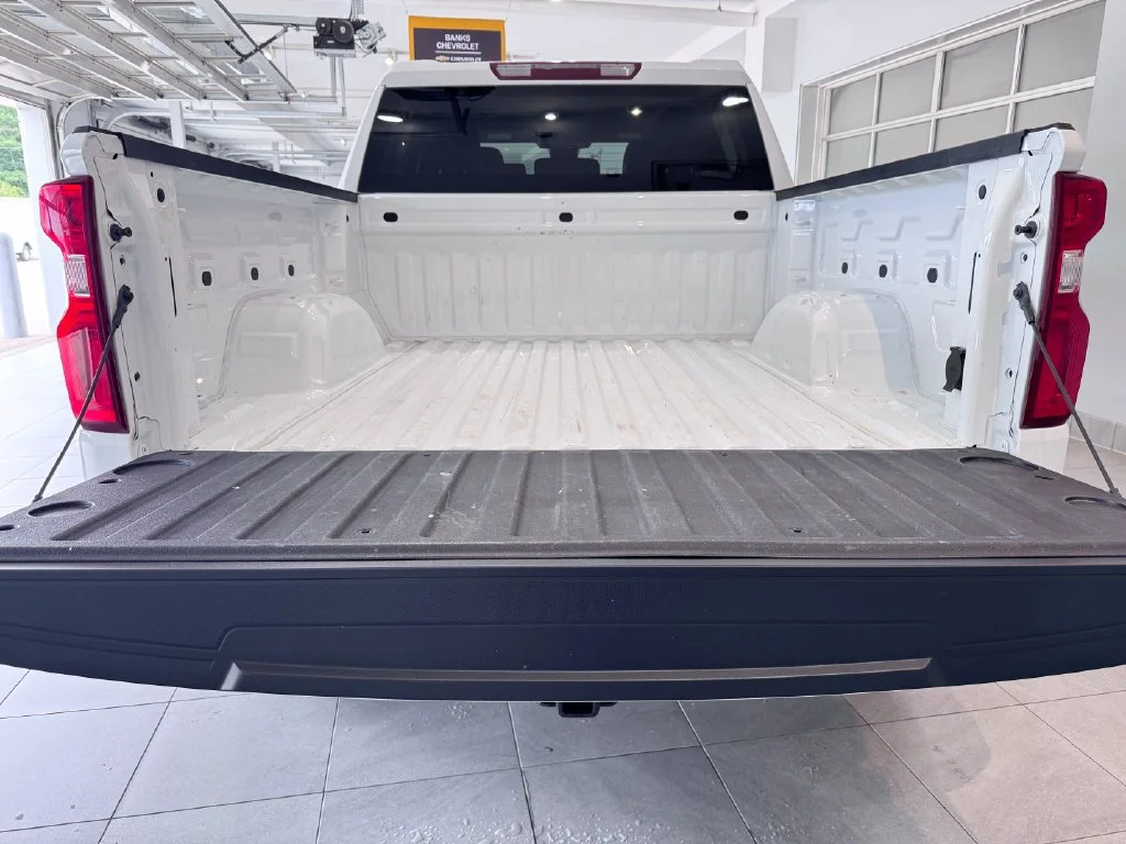 2023 Chevrolet Silverado 1500 RST - Photo 7