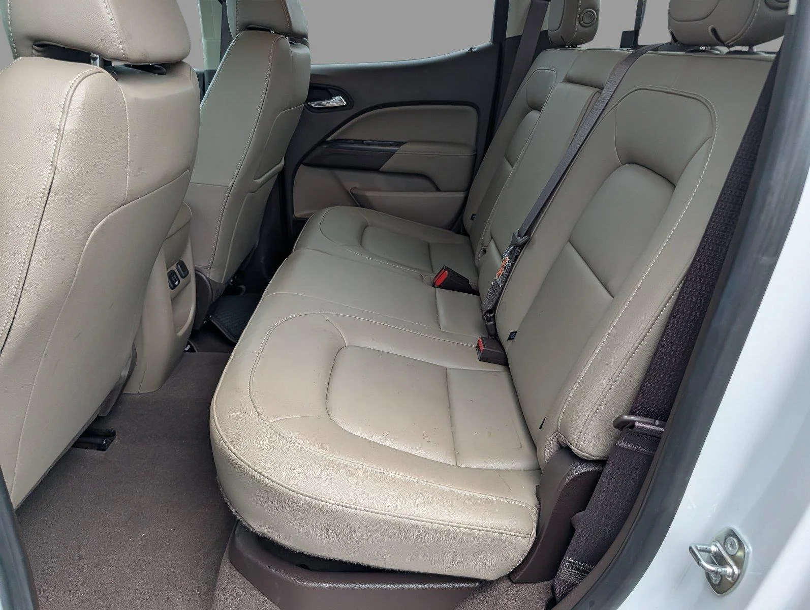 Used 2020 SUMMIT WHITE GMC 4WD SLT image 32