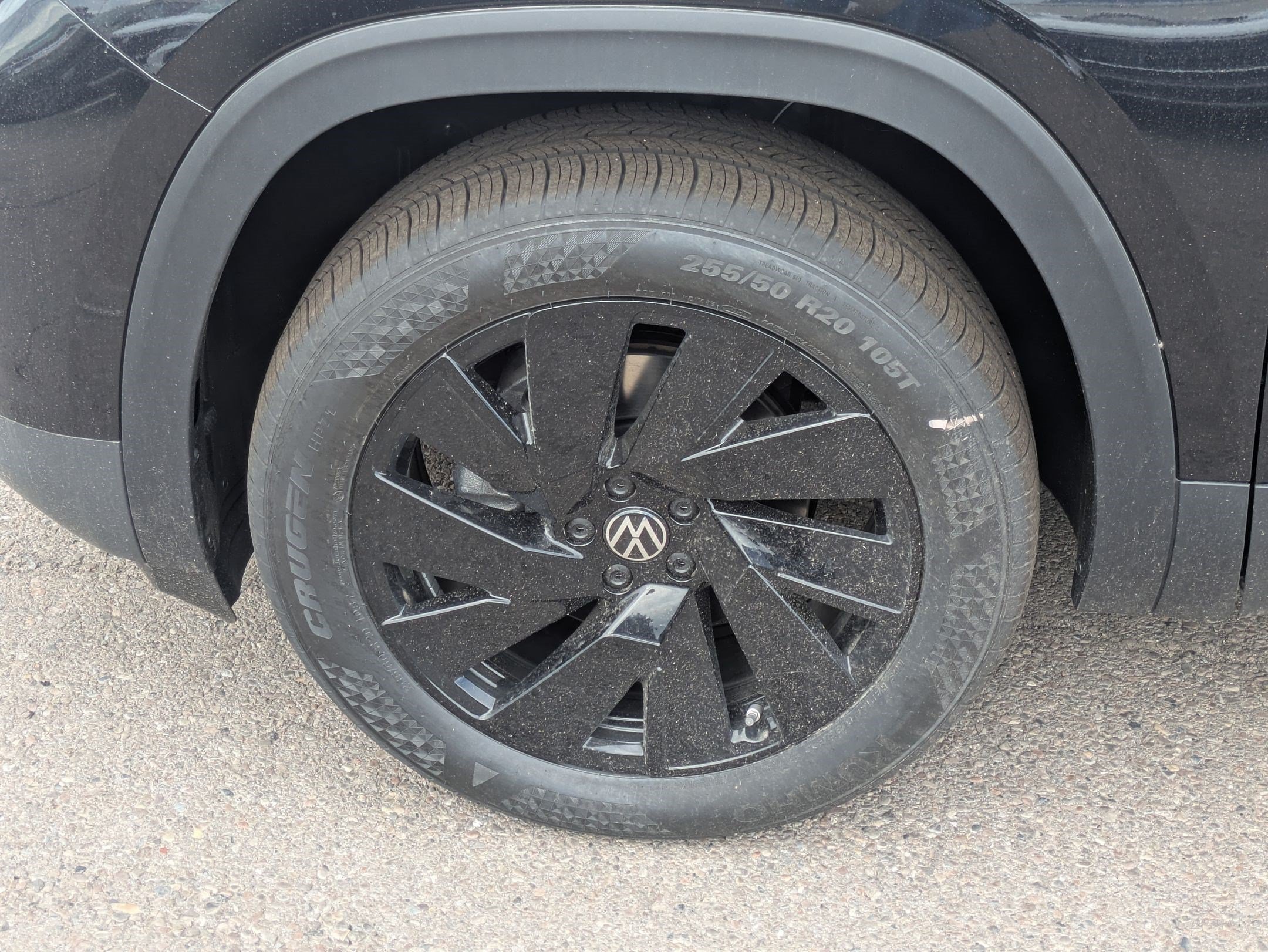 New 2026 Deep Black Pearl Volkswagen 2.0T SE w/Technology image 15
