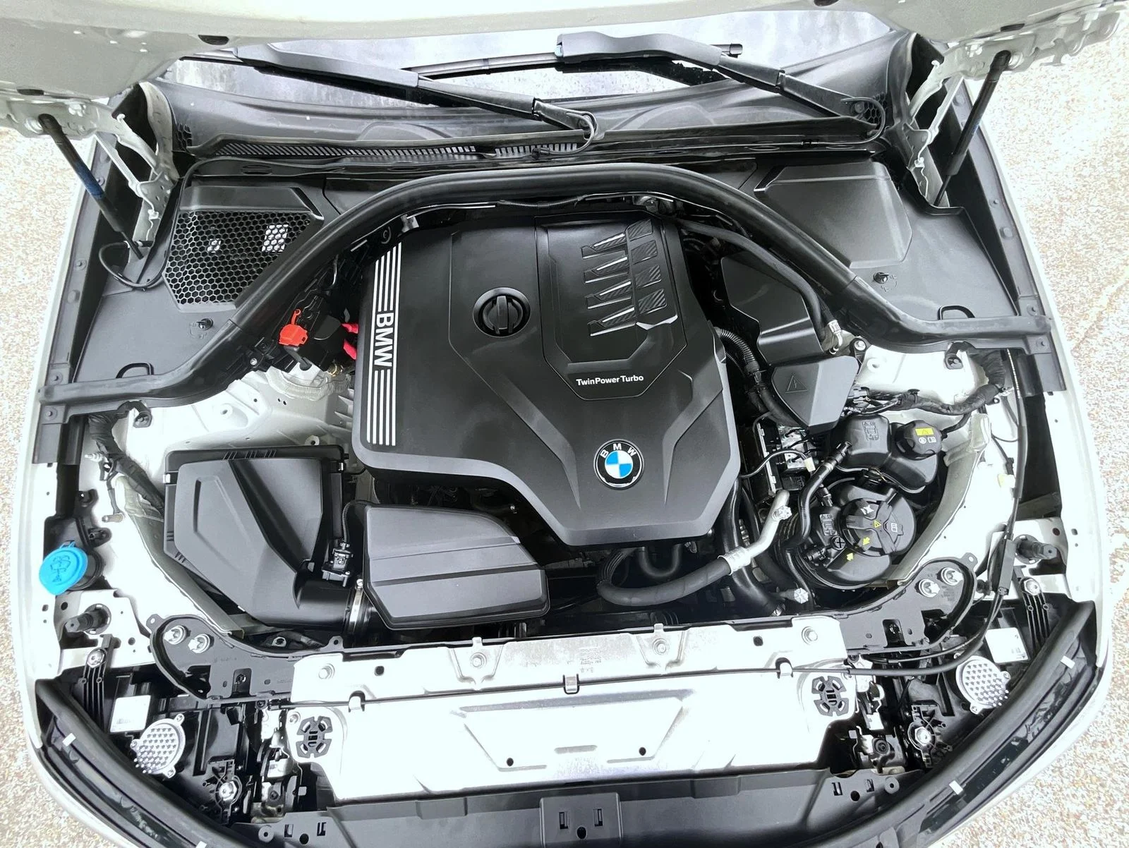 Used 2021 White BMW 330i xDrive image 26