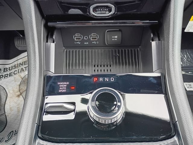 New 2026 Silver Zynith Exterior Paint Jeep Laredo Altitude image 17
