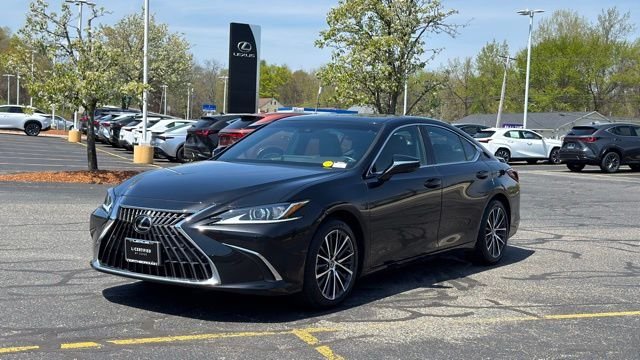 2024 Lexus ES 350 350's photo