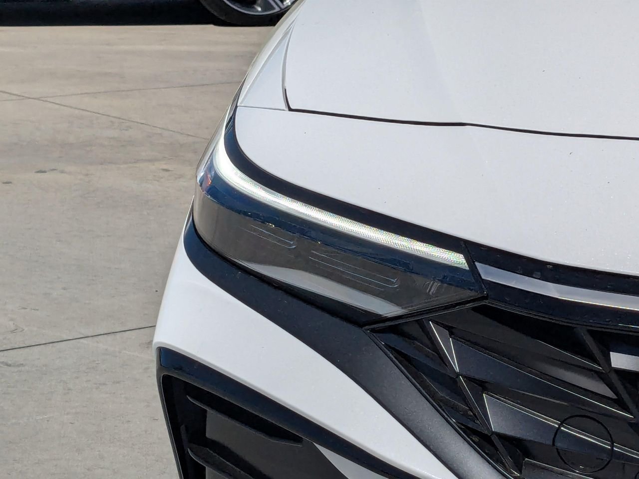 New 2025 Serenity White Hyundai SEL Convenience image 34