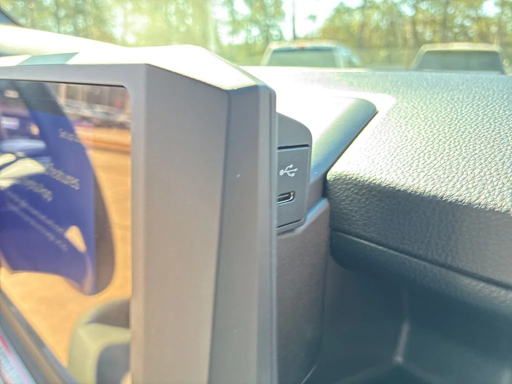 2026 Toyota Tacoma SR5 - Photo 38