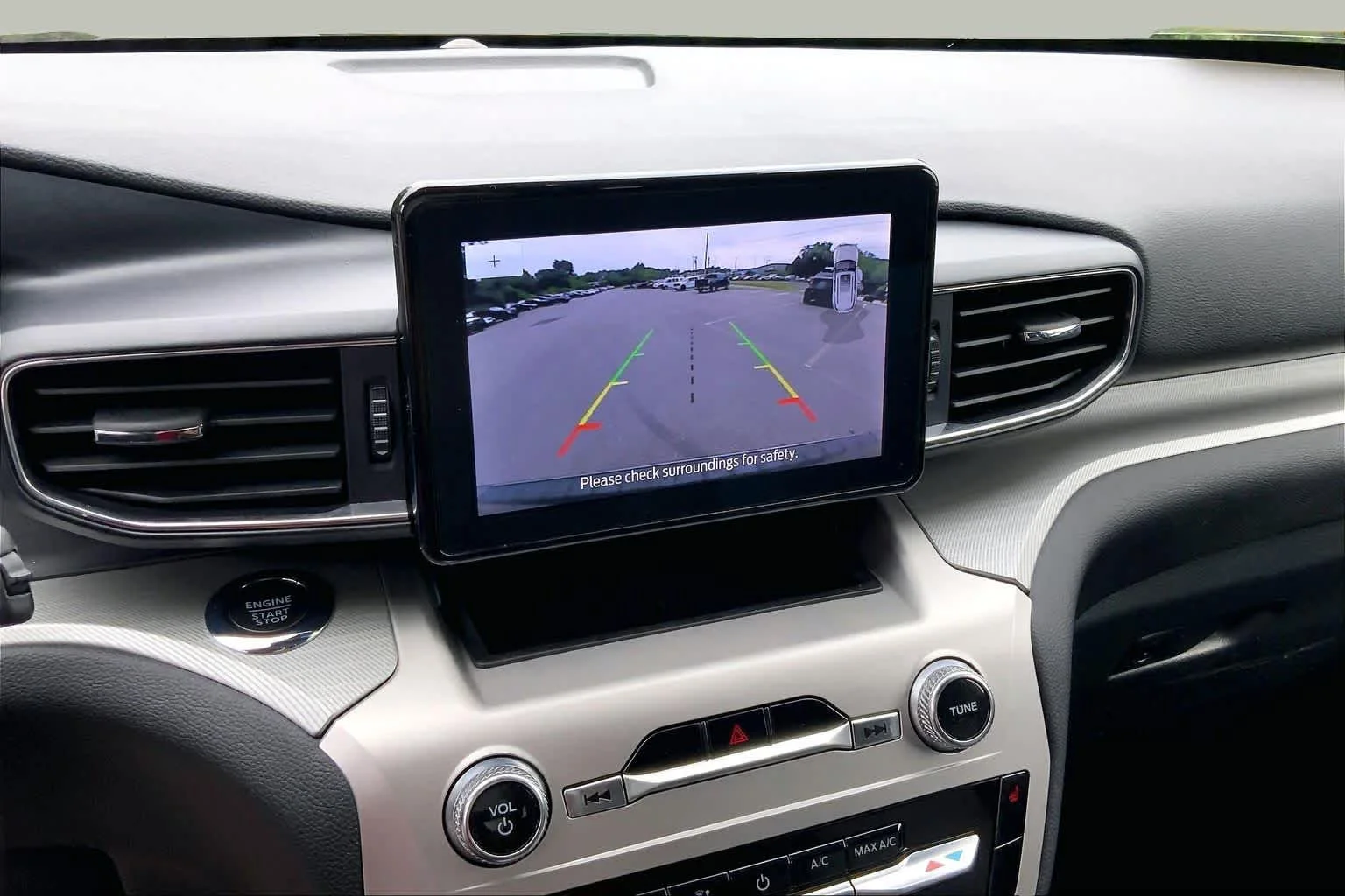 Certified Used 2022 Agate Black Ford XLT image 29