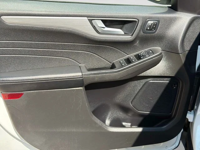 Used 2023 White Ford Platinum image 18