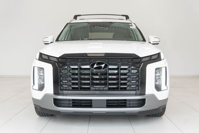 Used 2023 White Hyundai Limited image 6