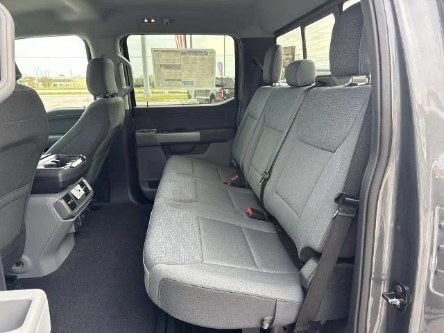 New 2026 Carbonized Gray Metallic Ford XLT image 19