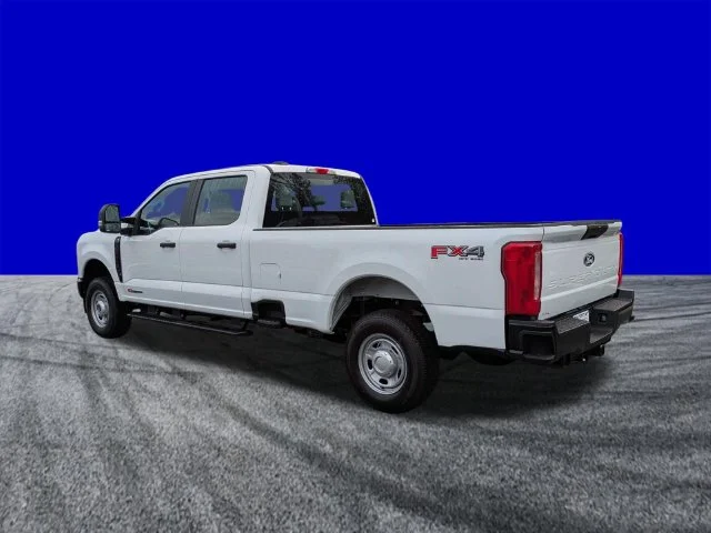 New 2027 White Ford XL image 6
