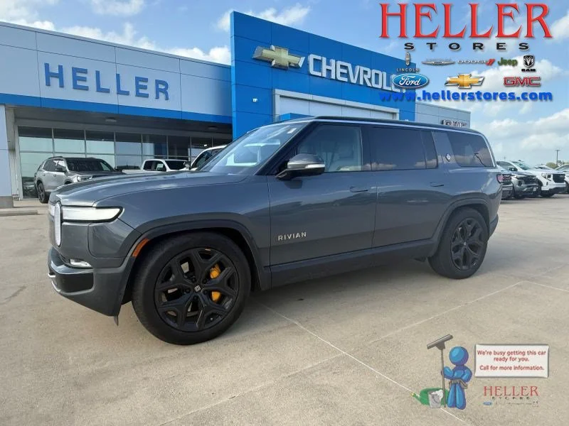 2023 Rivian R1S Adventure Quad-Motor Large Pack's photo