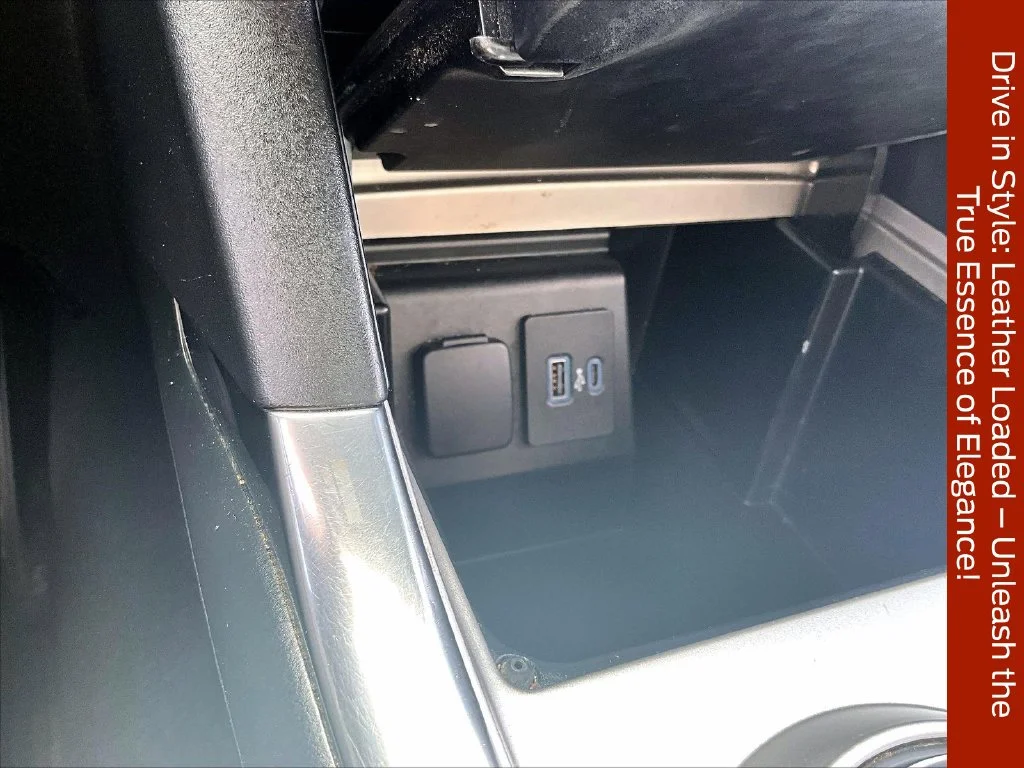 Used 2020 Silver Ford ST image 32