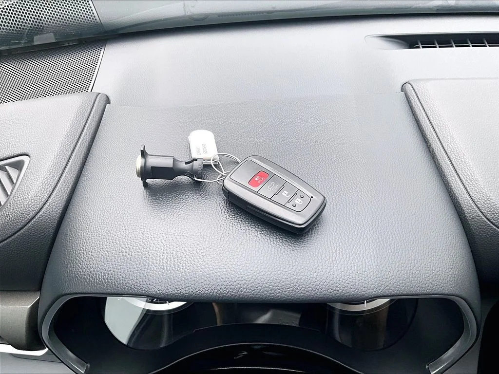 Used 2022 Gray Toyota XLE image 12