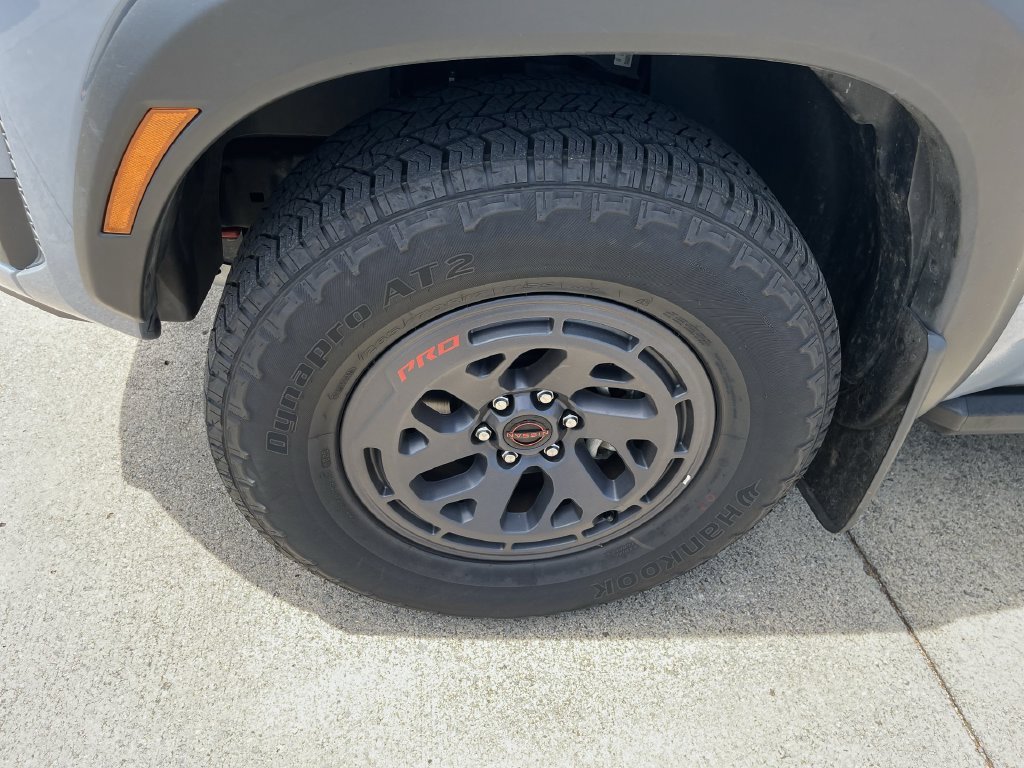Used 2025 Gray Nissan PRO-4X image 10