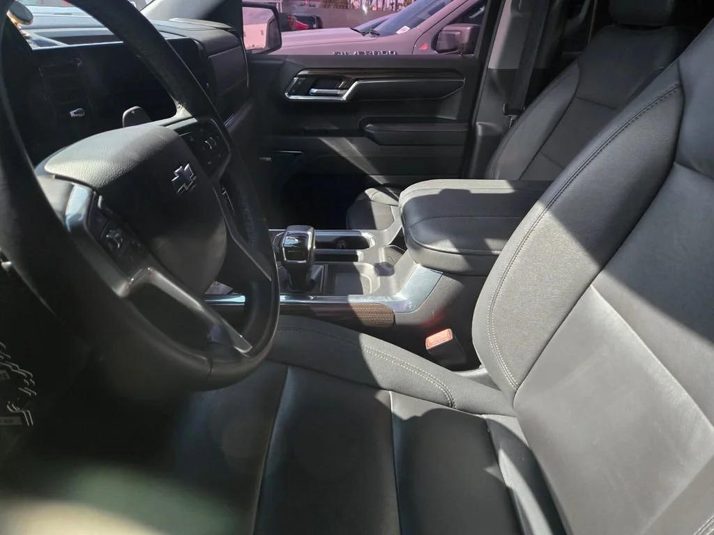 Used 2024 Slate Gray Metallic Chevrolet LT Trail Boss image 4