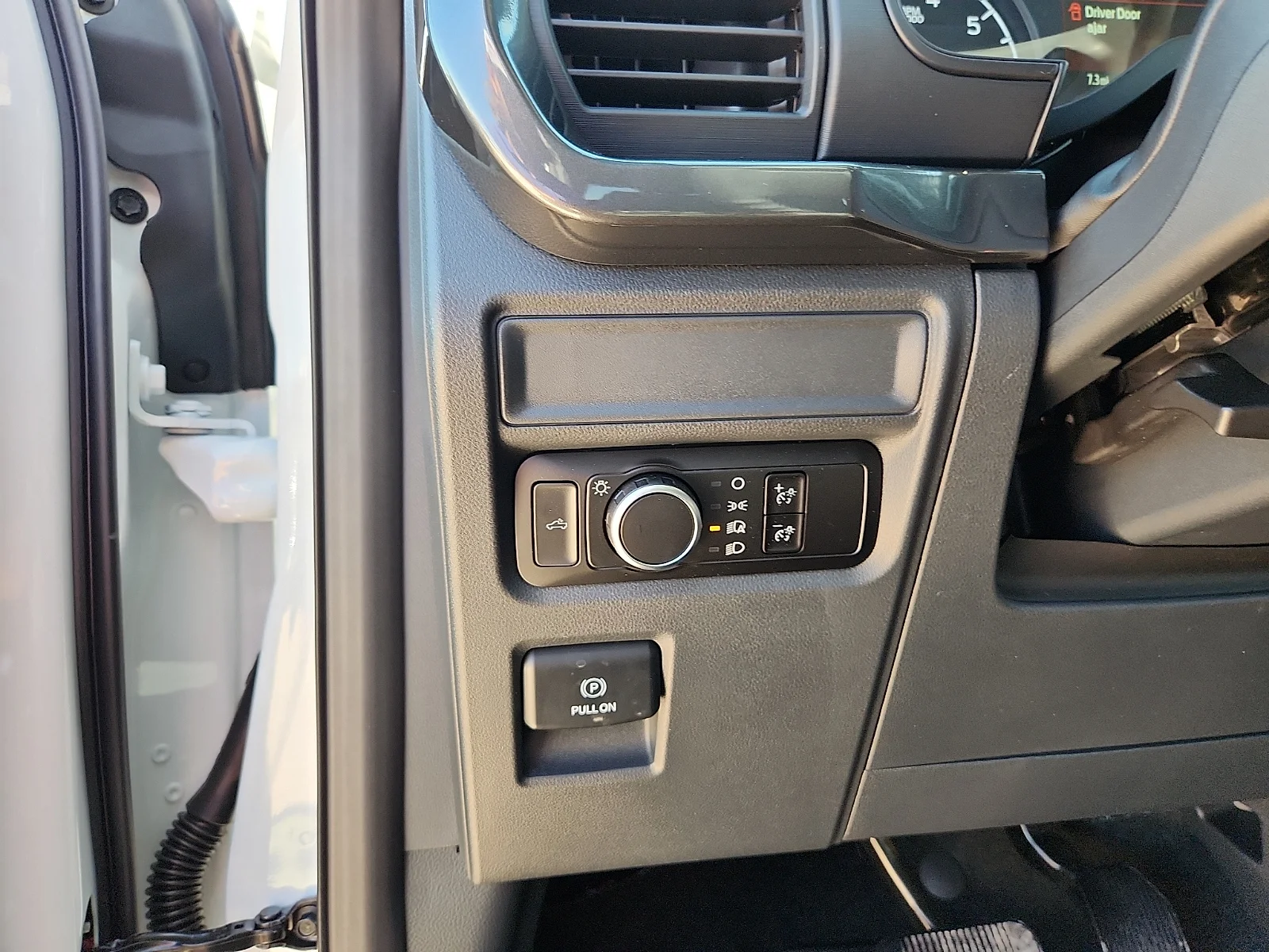 New 2026 Oxford White Ford STX image 16