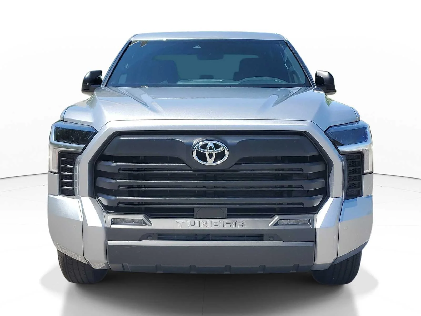 New 2026 Celestial Silver Metallic Toyota SR5 image 2