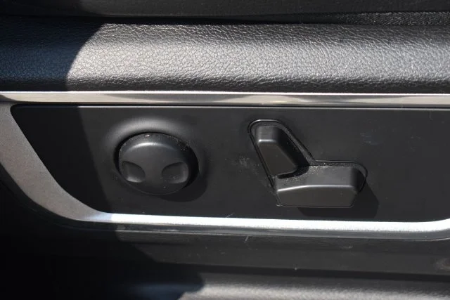 Used 2022 Black Ram Laramie image 15