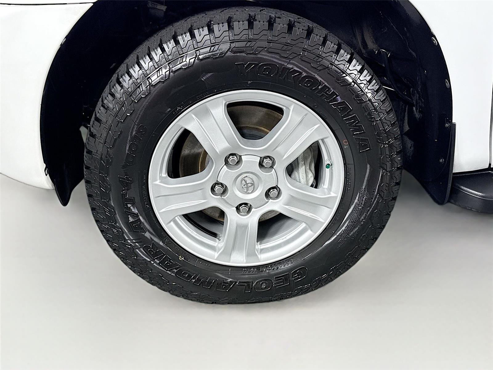Used 2016 Super White Toyota SR5 image 42