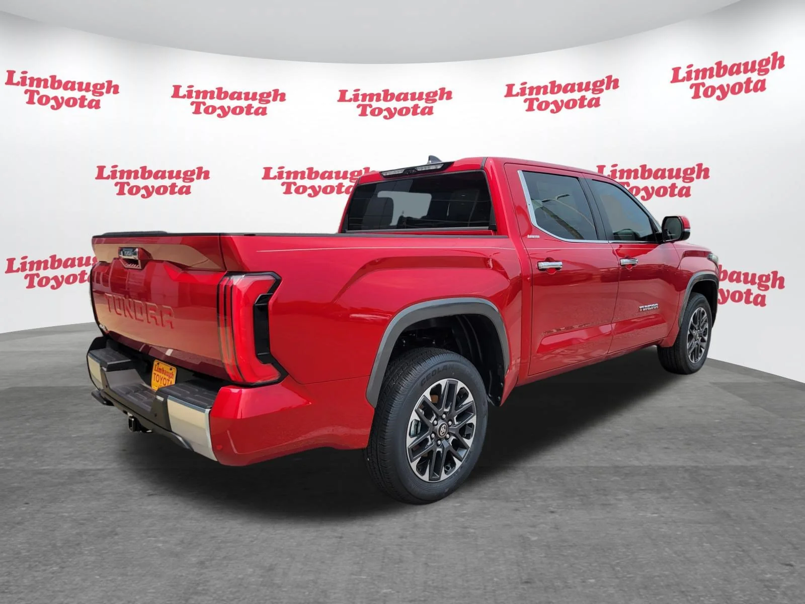 2026 Toyota Tundra Limited - Photo 14