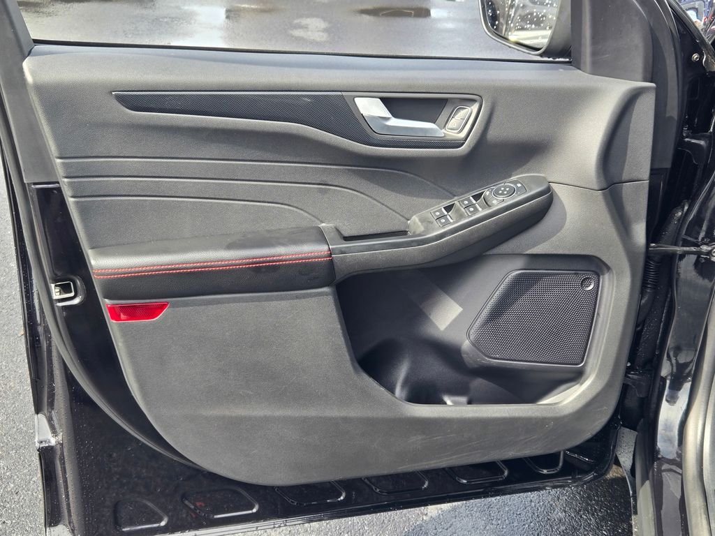2025 Ford Escape ST-Line - Photo 26