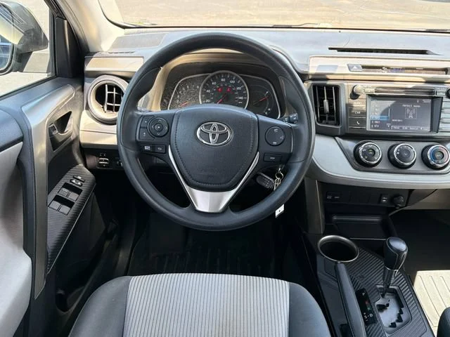 Used 2015 Black Toyota LE image 28