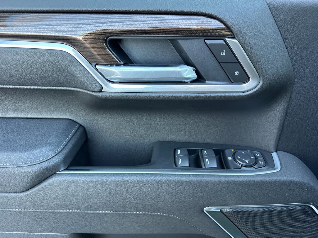 2026 Chevrolet Silverado 1500 LT - Photo 10