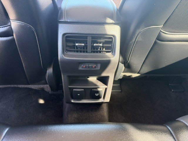 Used 2018 Shadow Black Ford Titanium image 29
