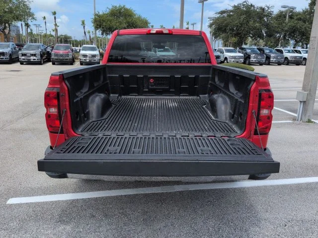 Used 2018 Red Chevrolet LT image 13